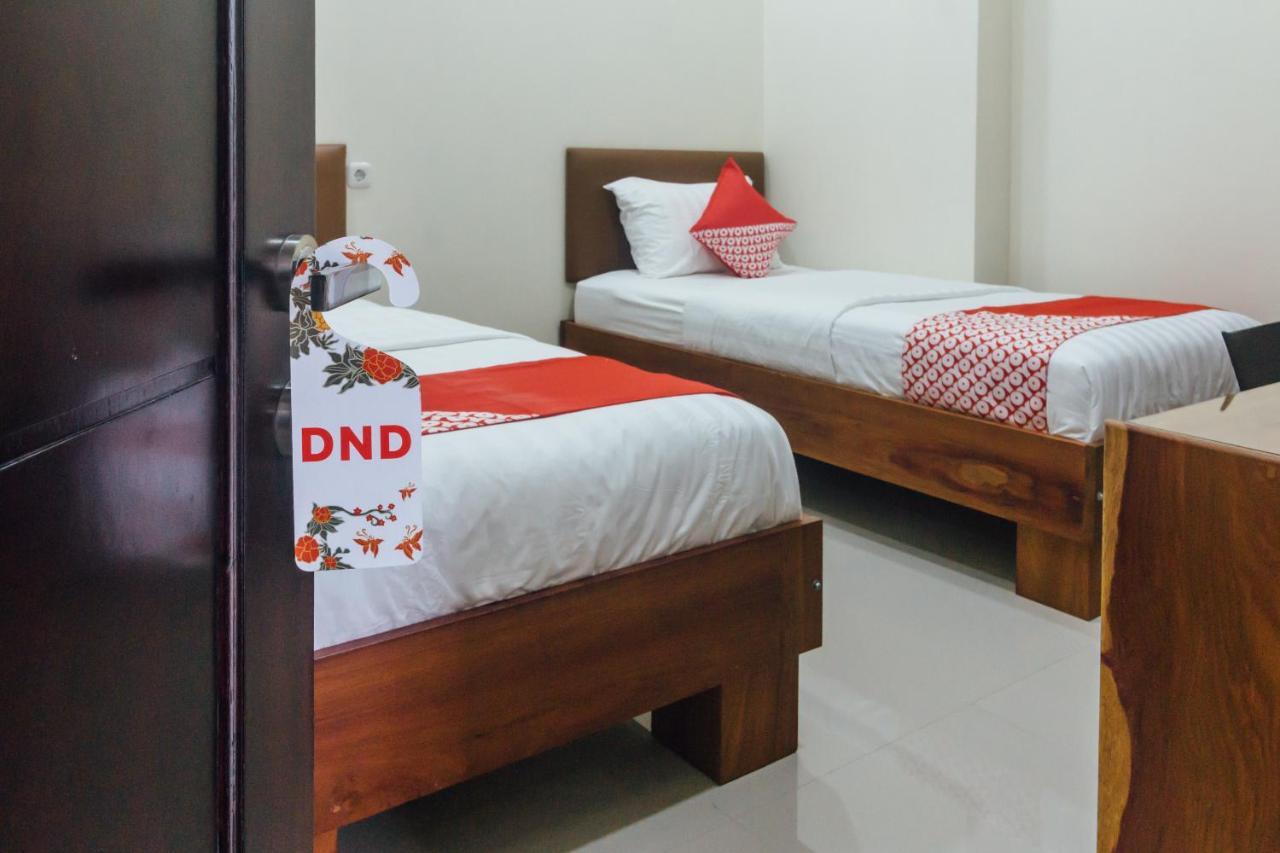 Clean & Comfort Homestay Ambon Bagian luar foto