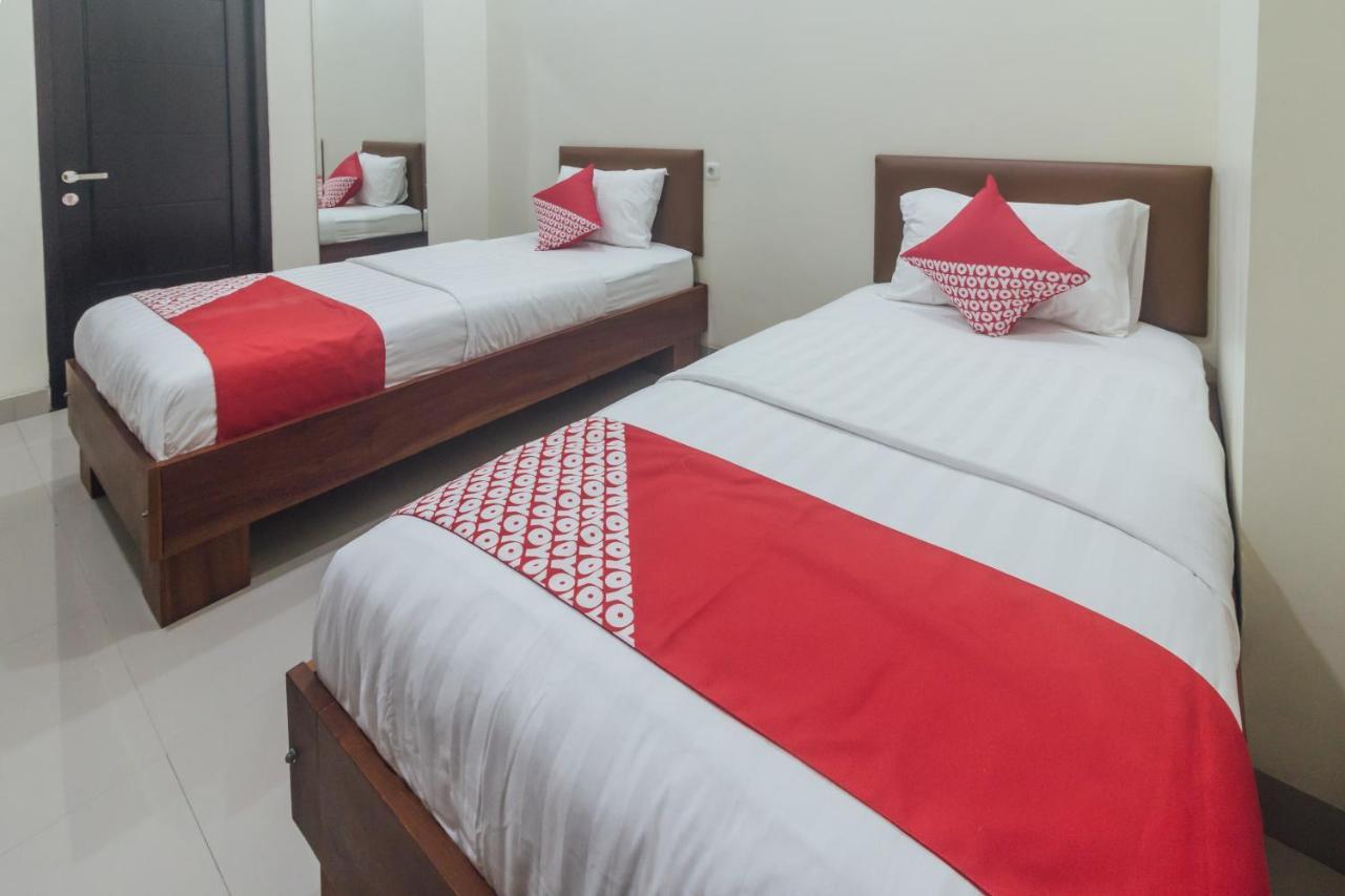 Clean & Comfort Homestay Ambon Bagian luar foto