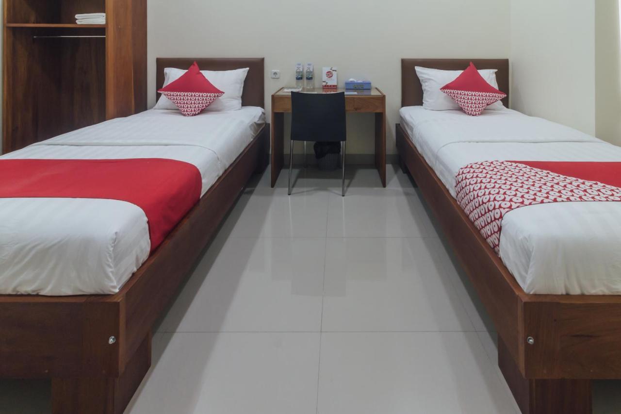 Clean & Comfort Homestay Ambon Bagian luar foto