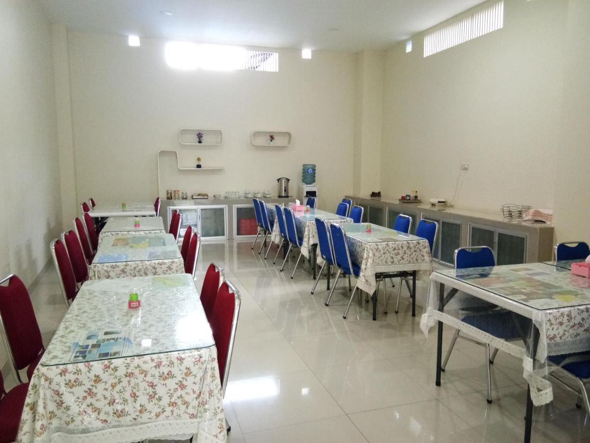 Clean & Comfort Homestay Ambon Bagian luar foto