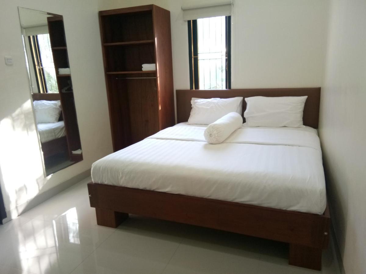 Clean & Comfort Homestay Ambon Bagian luar foto