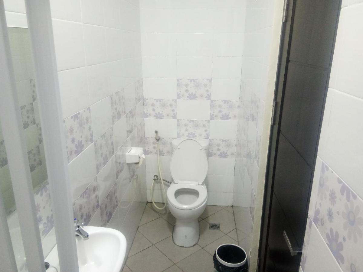 Clean & Comfort Homestay Ambon Bagian luar foto